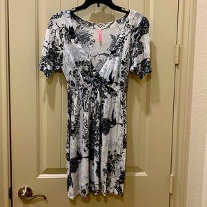 Black and white floral Dress/Tunic